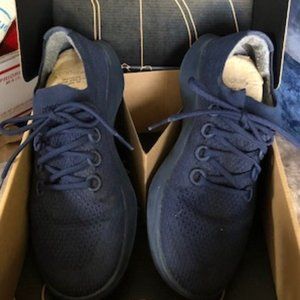 LIKE NEW!  Unisex Allbirds Washable Running Sneakers-Navy 10.5 women/9 mens